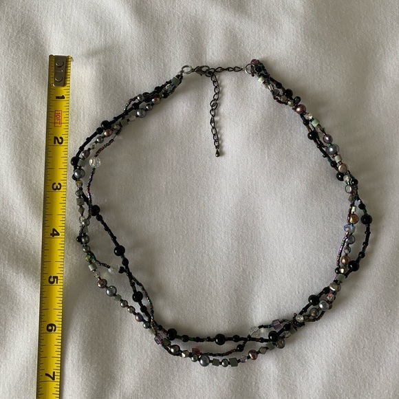Coco, 3 strand crystal Pearl necklace - Picture 3 of 4